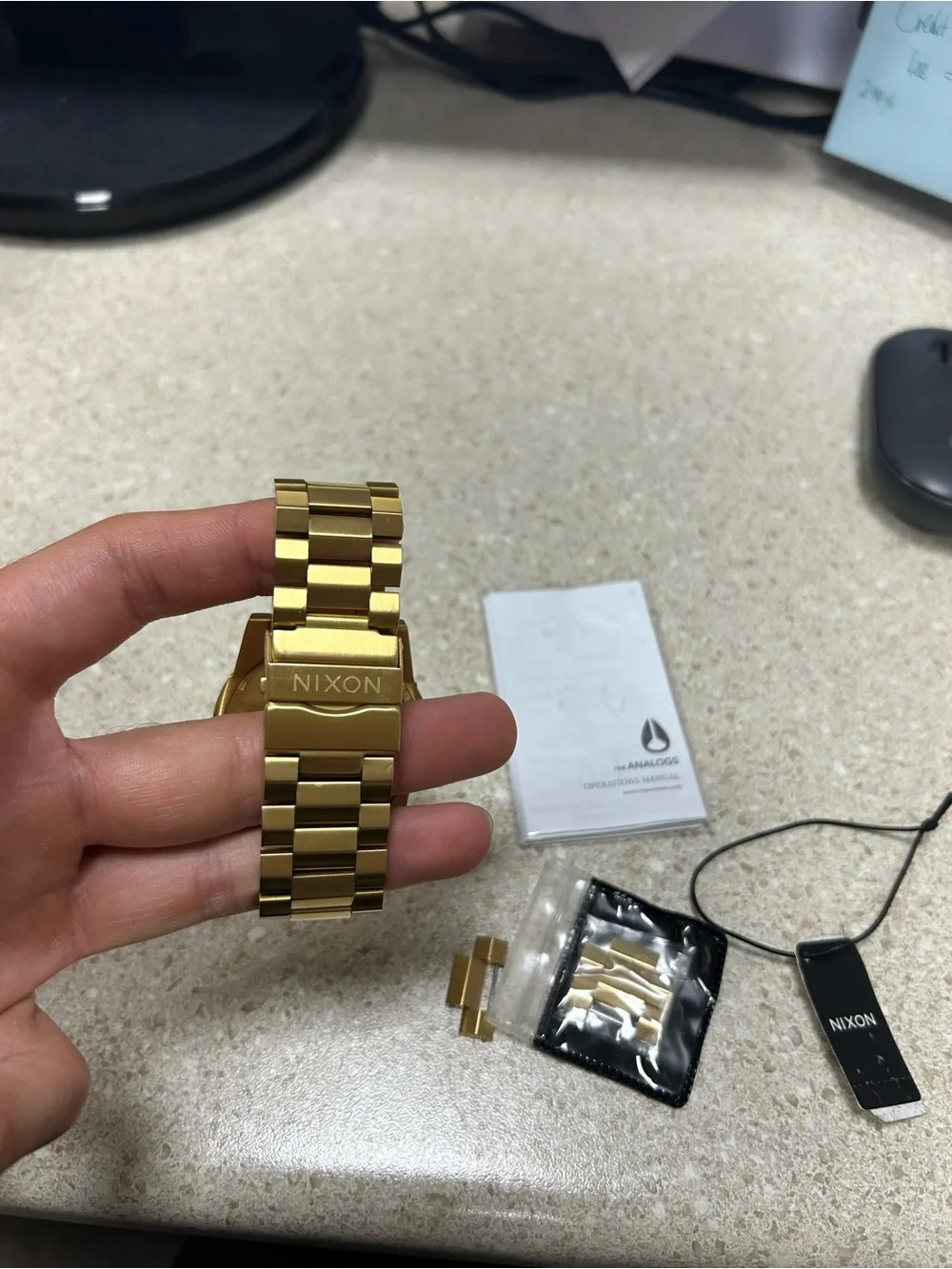Nixon bold all